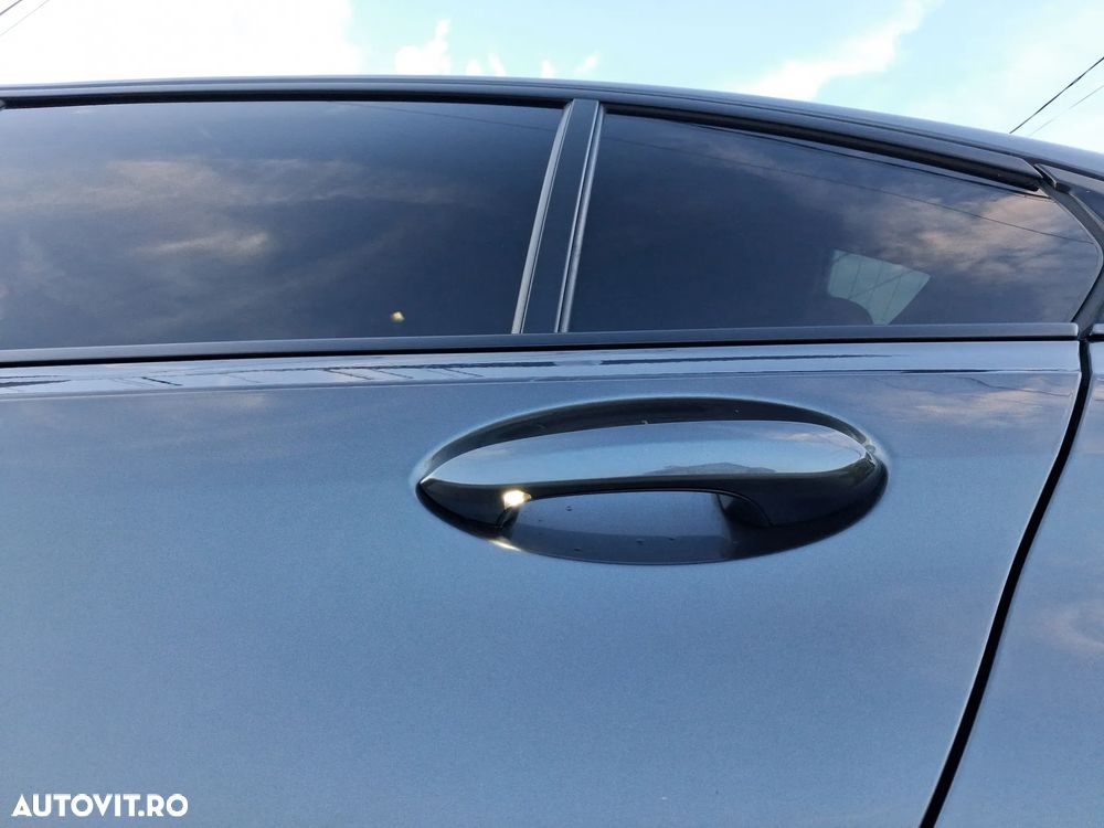 BMW Seria 3 320d Aut. - 12