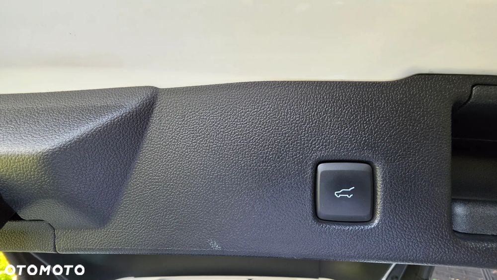 Ford Kuga - 21