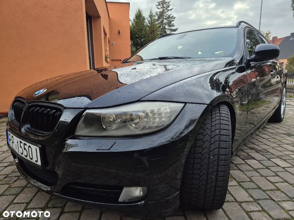 BMW Seria 3 318d - 2