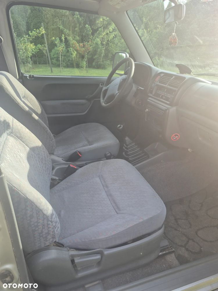 Suzuki Jimny - 8