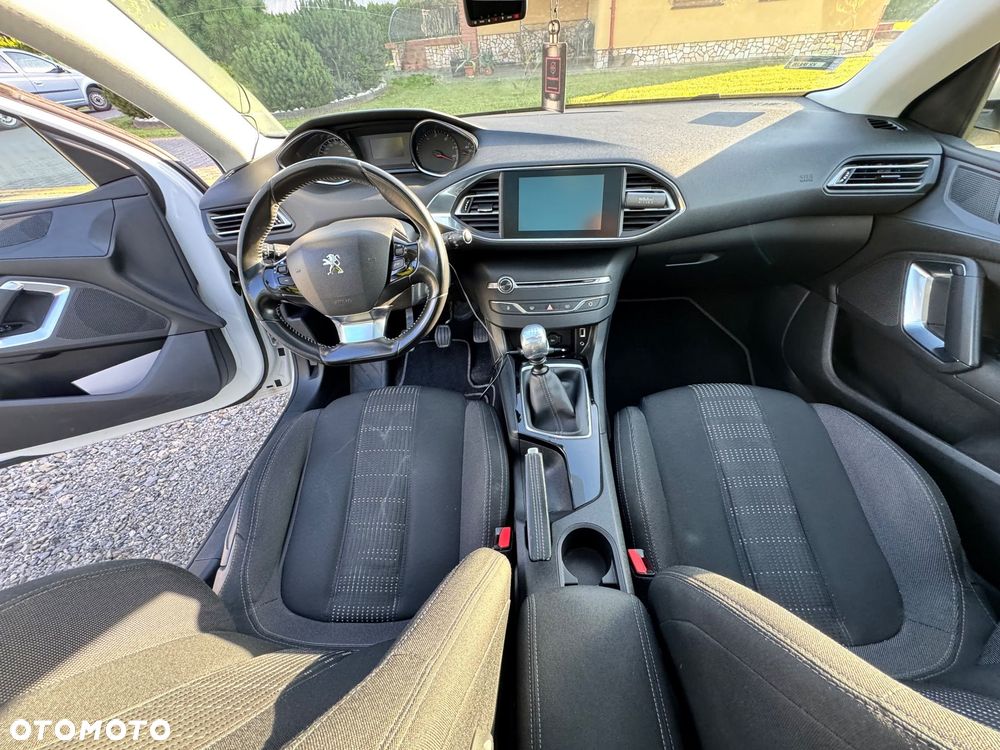 Peugeot 308 1.6 BlueHDi Allure S&S - 6