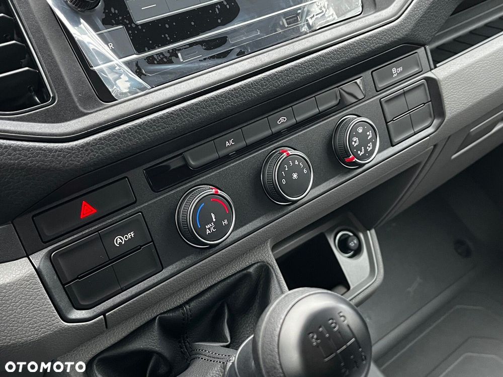 Volkswagen Crafter - 12