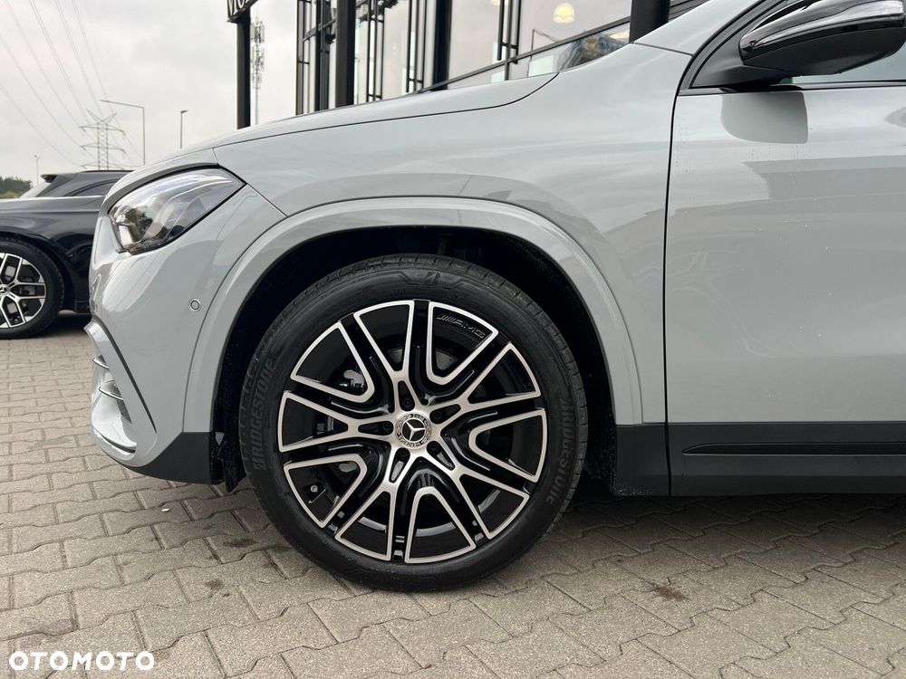 Mercedes-Benz GLA 200 4-Matic AMG Line - 7
