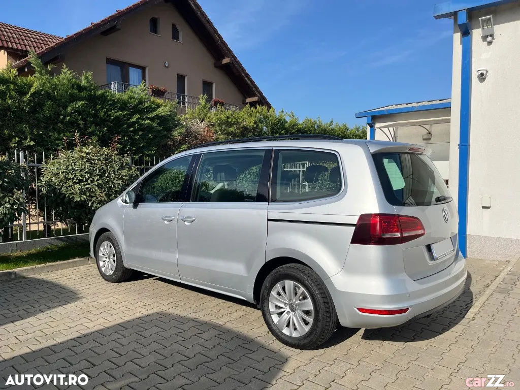 Volkswagen Sharan 2.0 TDI DSG (BlueMotion Technology) Comfortline - 4
