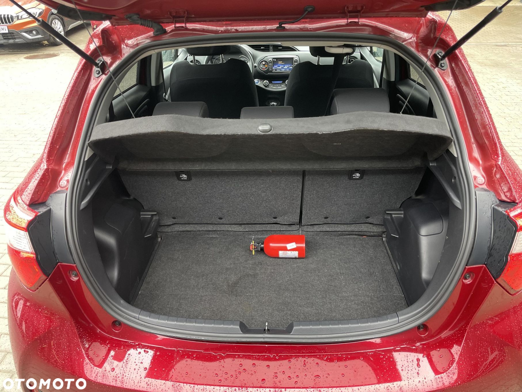 Toyota Yaris - 17