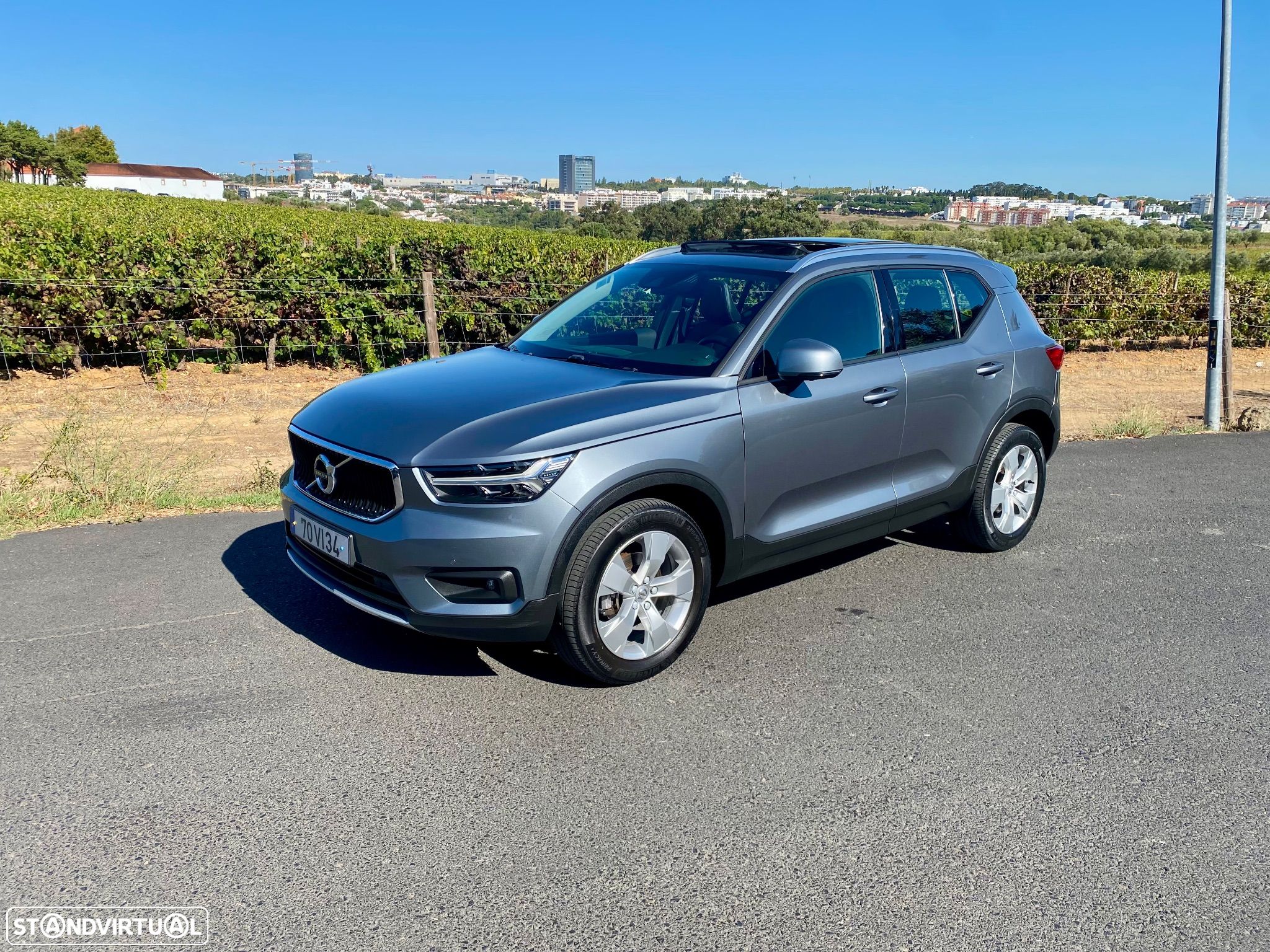 Volvo XC 40 2.0 D3 Momentum Geartronic - 1