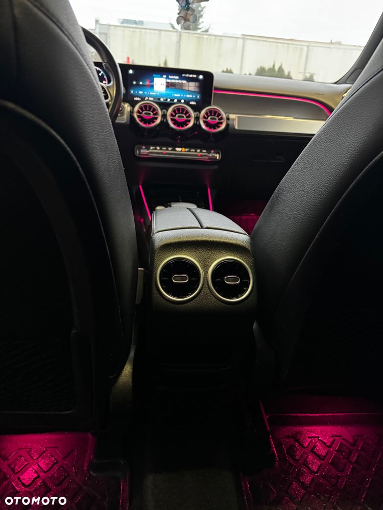 Mercedes-Benz GLB 200 d 8G-DCT Progressive Advanced - 21