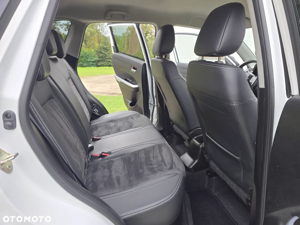 Suzuki Vitara 1.6 (4x4) Allgrip Comfort+ - 32