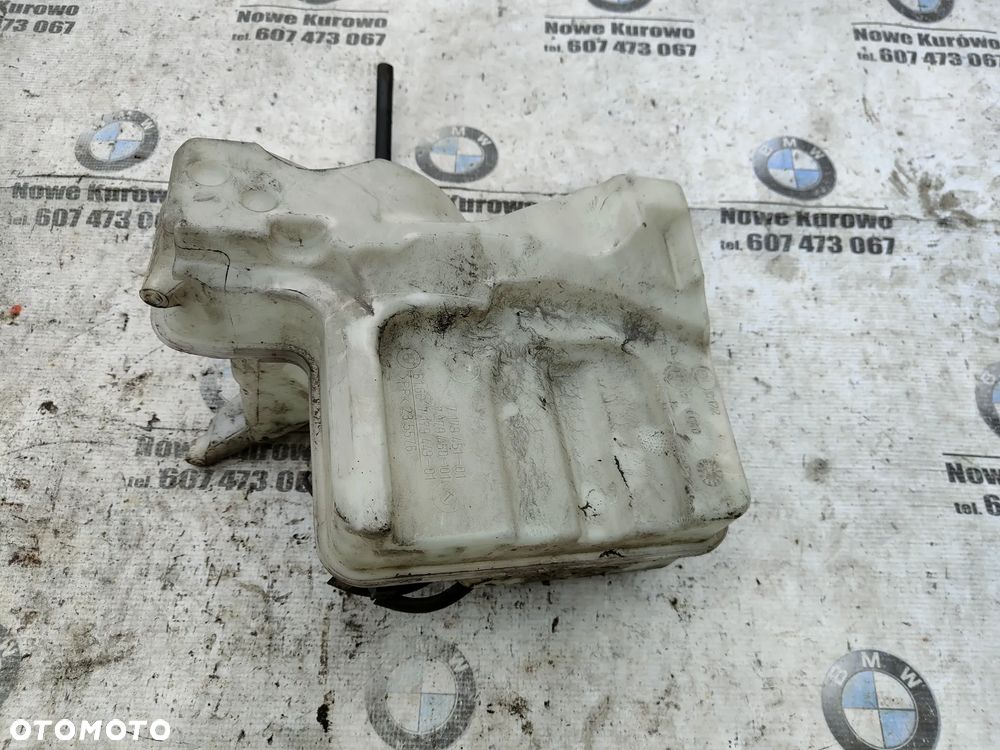 BMW E61 Zbiornik płynu spryskiwaczy Xenon 3 pompki - 5