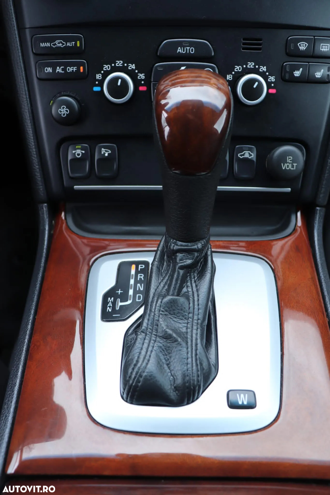 Volvo XC 90 D5 AWD Geartonic Executive - 27