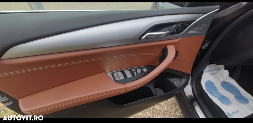 BMW X3 xDrive30e AT PHEV - 9