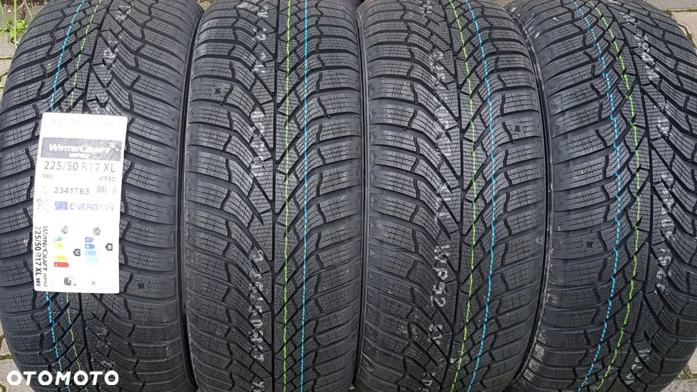 4x 225/50R17 Kumho WP52 Komplet opon zimowych - 1