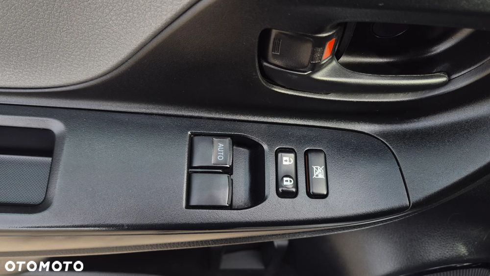 Toyota Yaris 1.5 Active - 17