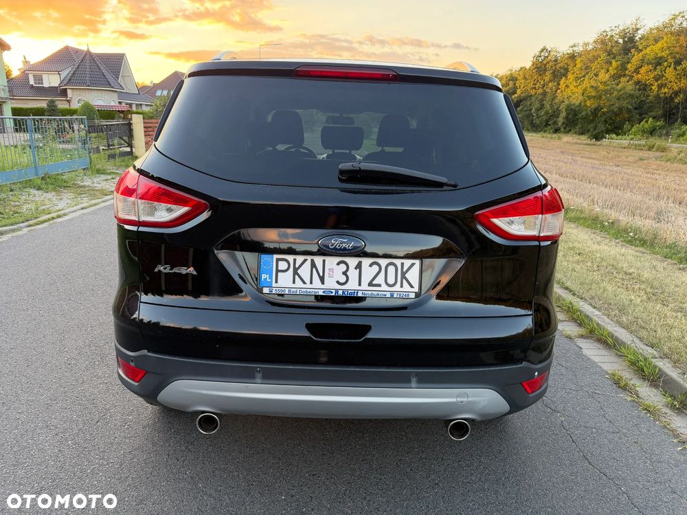 Ford Kuga 2.0 TDCi 2x4 Titanium - 11