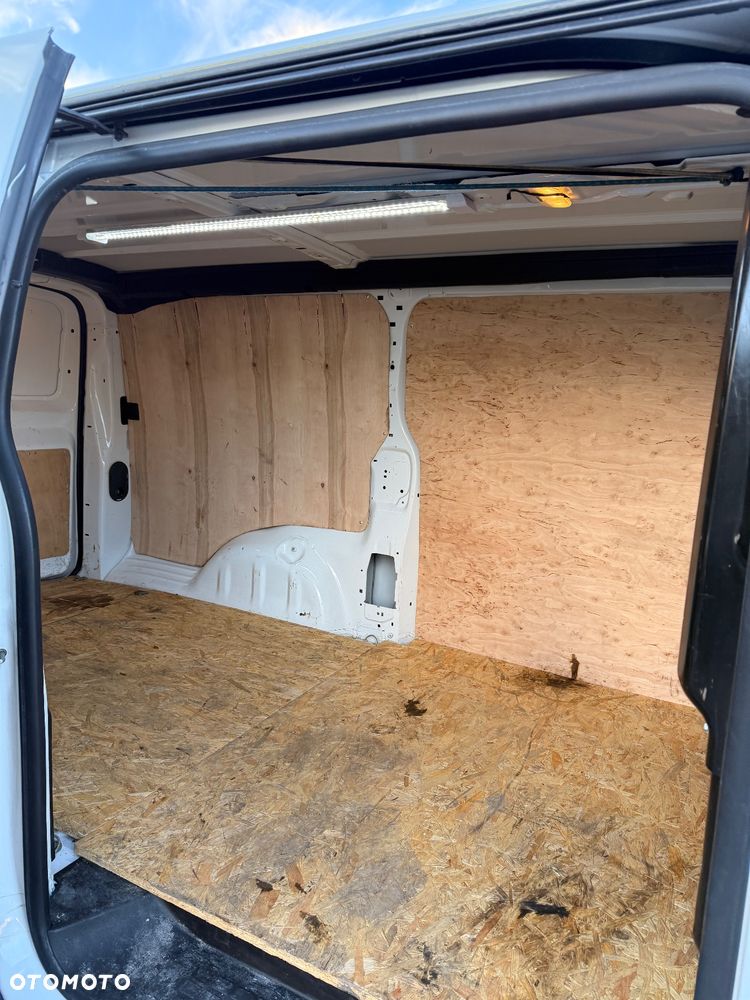 Citroën Jumpy - 12