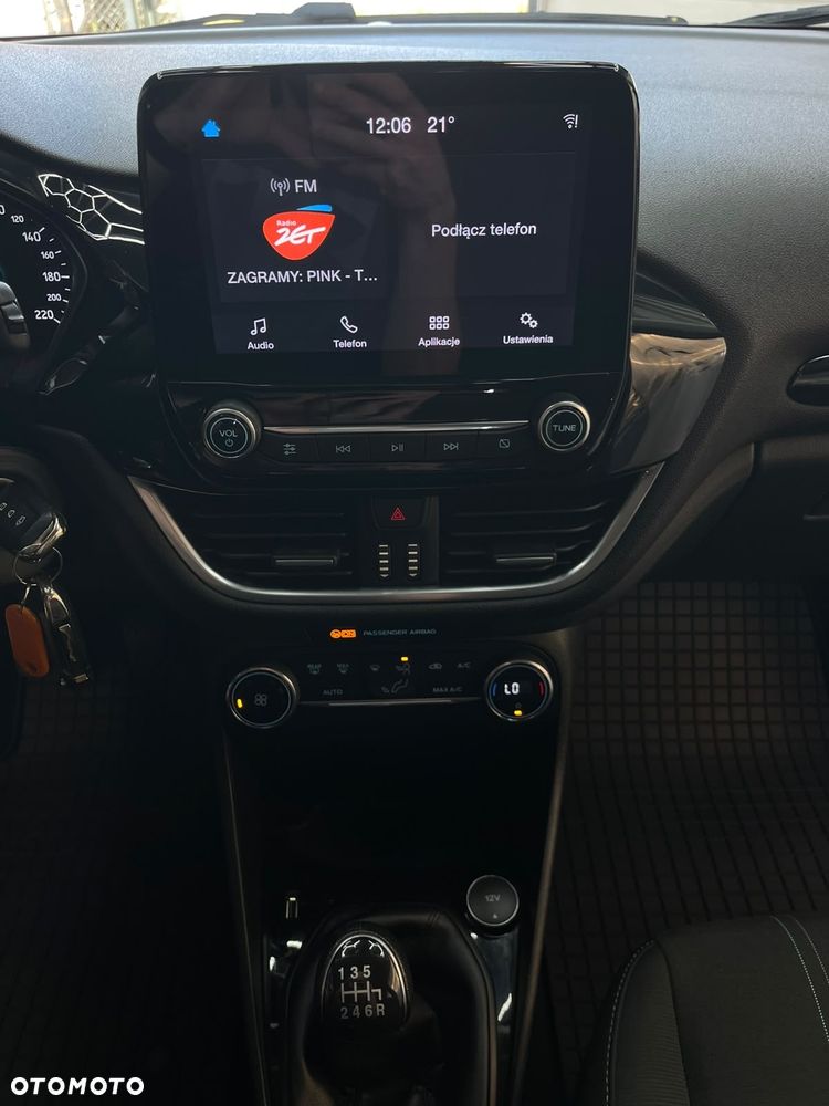 Ford Fiesta 1.0 EcoBoost Start-Stop Celebration - 25
