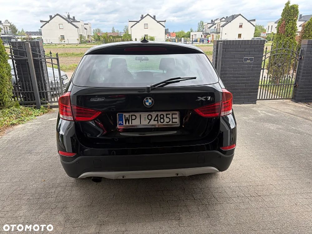 BMW X1 sDrive16d - 4