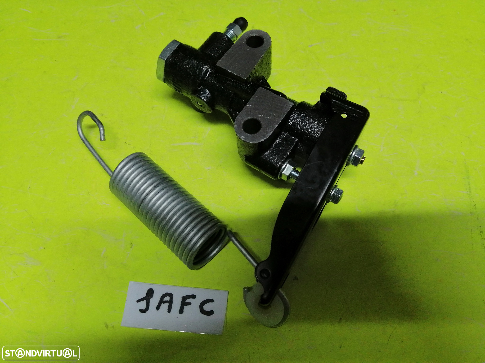 Repartidor / Compensador travão Mitsubishi L200 K14 K34 K64 K74 NOVO MB618321 - 2
