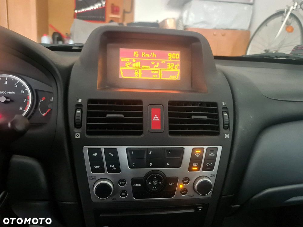 Nissan Almera - 6
