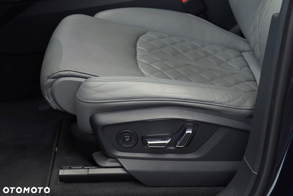 Audi Q8 55 TFSI mHEV Quattro Tiptronic - 21