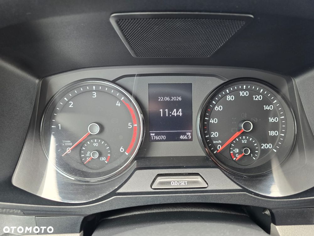 Volkswagen Crafter 35 BiTDI  177KM  7 Osobowy / 109900 Pln Netto / - 38