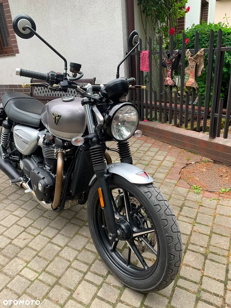 Triumph Street Twin - 6