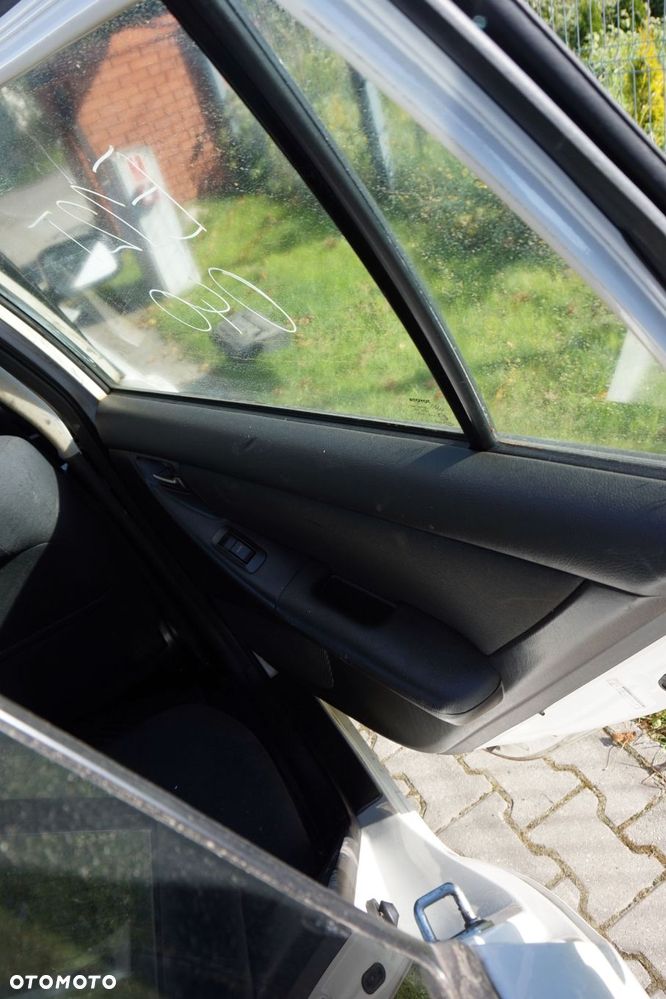 DRZWI TYLNE PRAWE COROLLA E12 LIFT KOMBI 040  BIAŁY TOYOTA 2004-2007 - 8