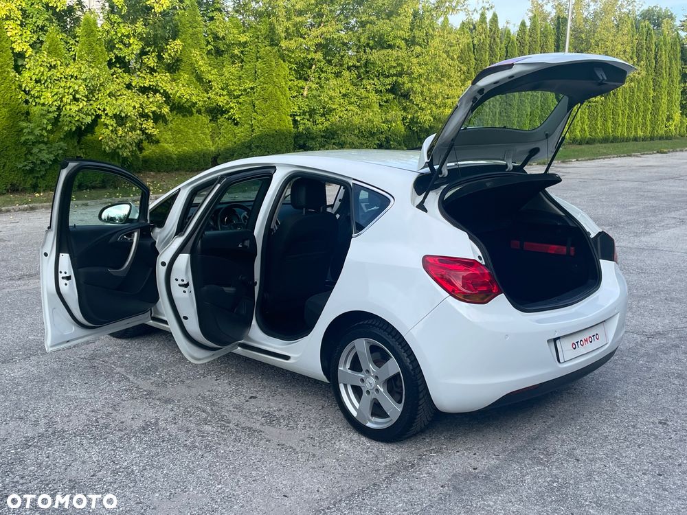 Opel Astra 1.7 CDTI DPF Innovation - 39