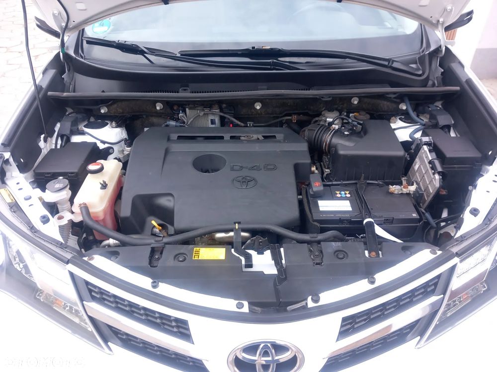 Toyota RAV4 2.2 D-4D 4x4 Executive - 28