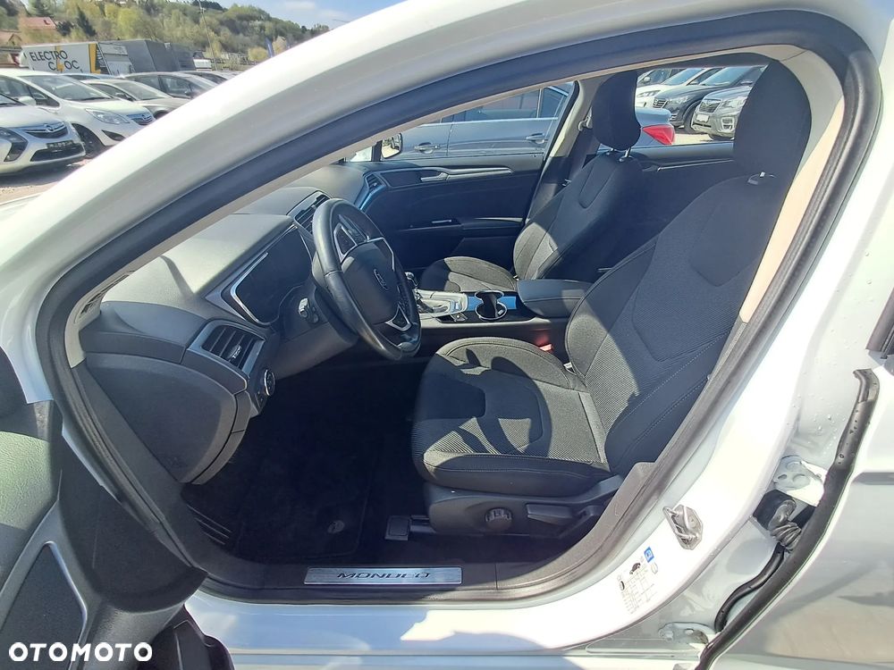 Ford Mondeo 2.0 TDCi STart-Stopp Titanium - 9