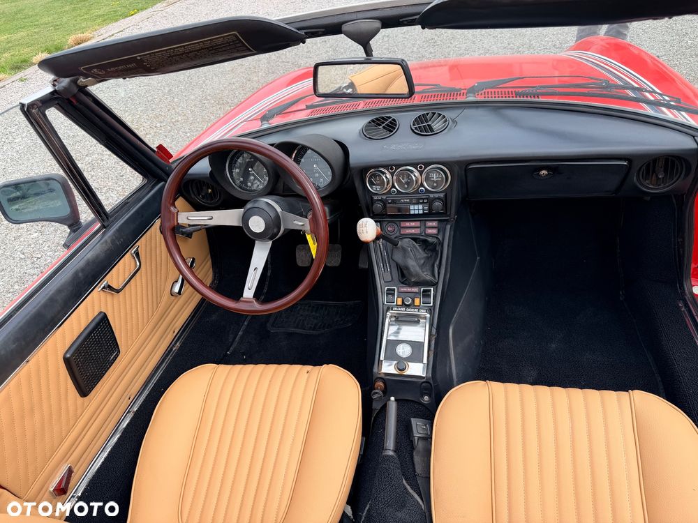 Alfa Romeo Spider 2.0 - 12