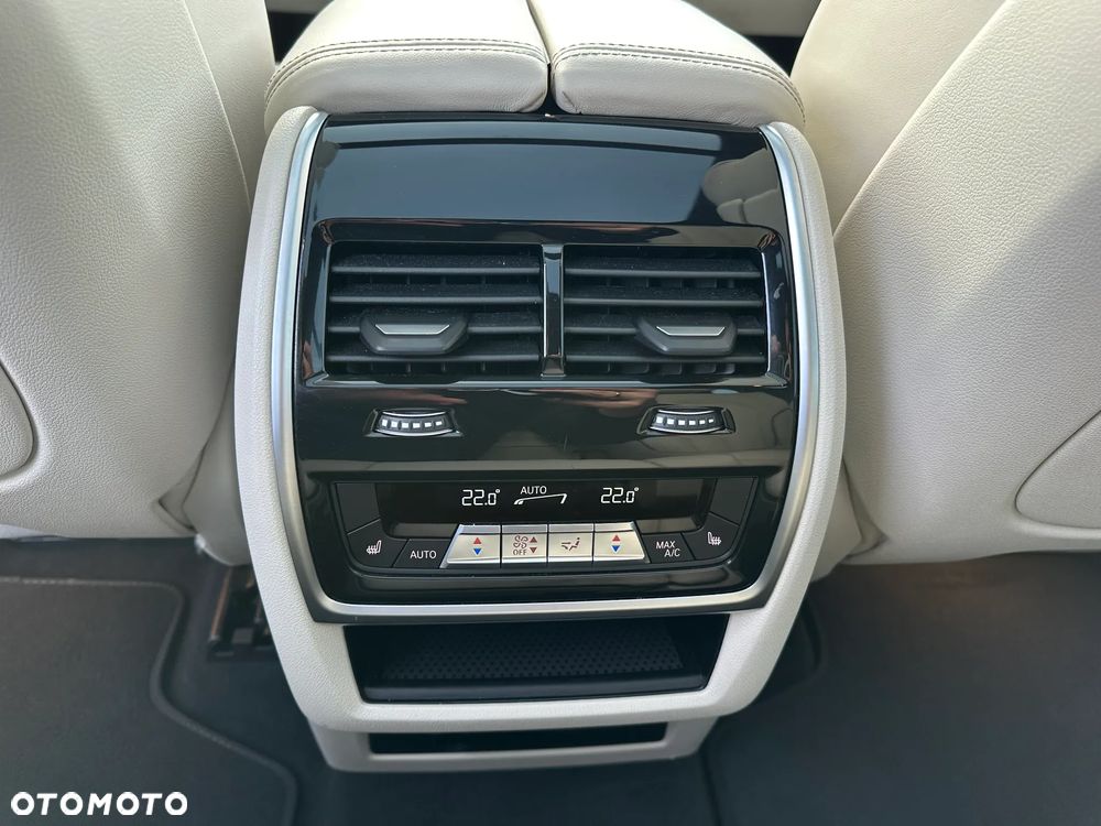 BMW X7 xDrive40d mHEV sport - 23