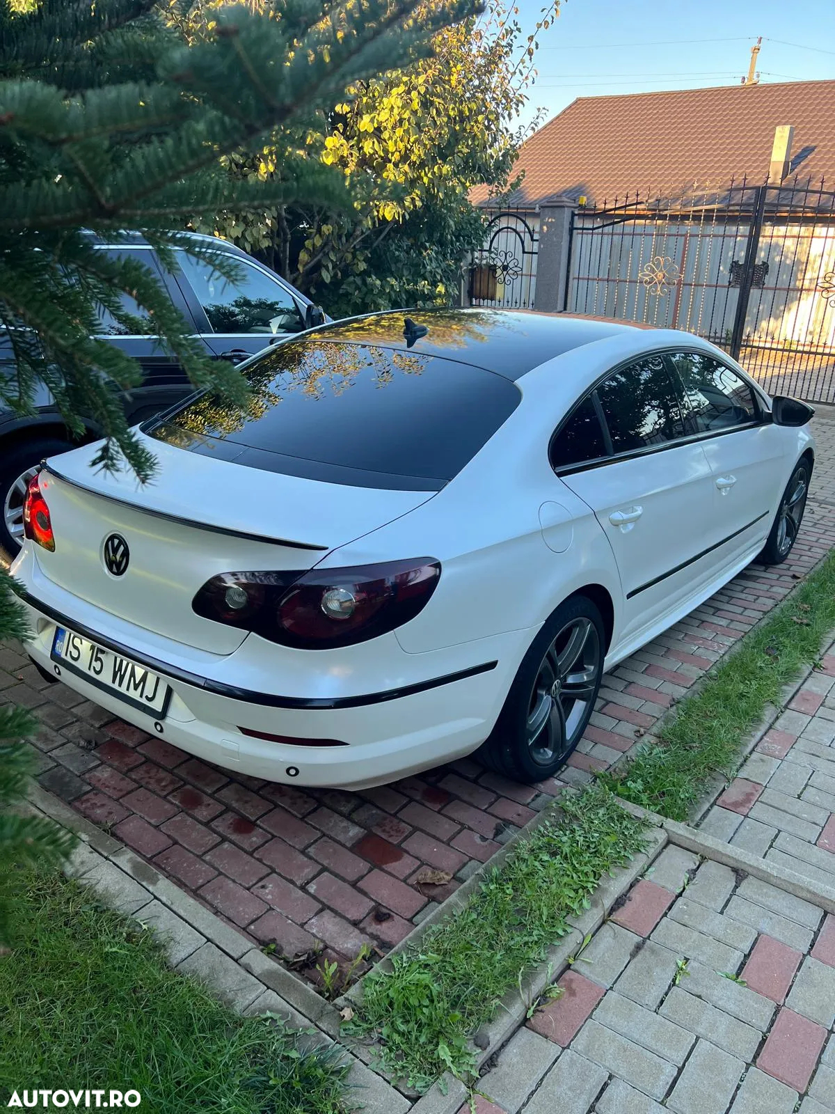 Volkswagen Passat - 39