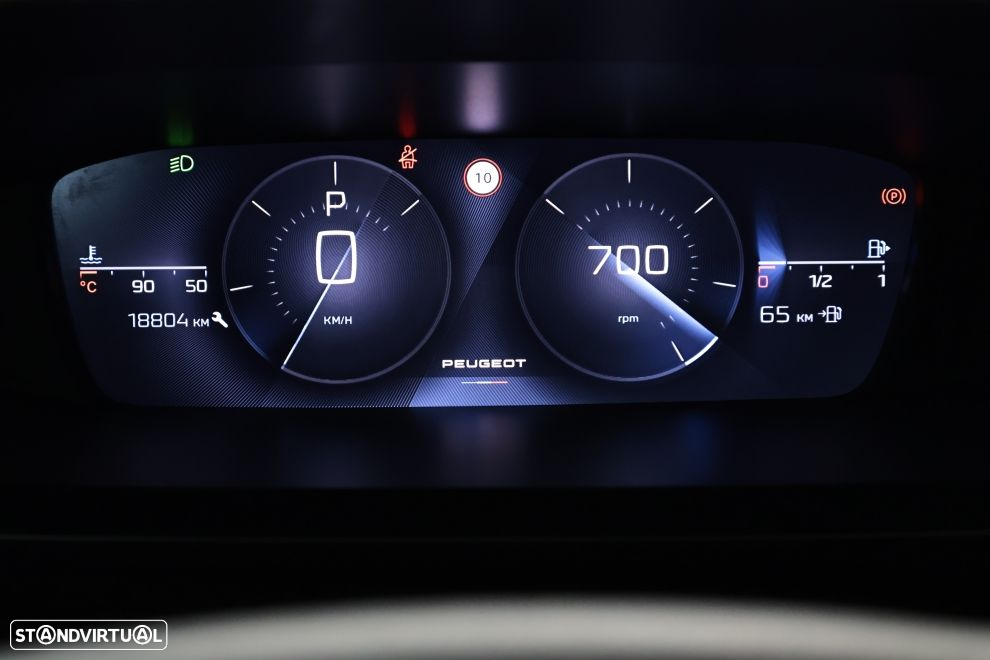 Peugeot 408 1.2 PureTech Allure EAT8 - 17
