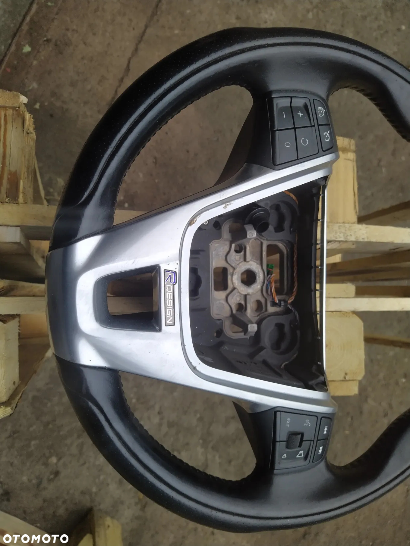 Kierownica Volvo v60 R Design 11r - 2