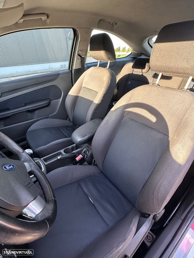 Ford Focus 1.6 TDCi 1st Edition - 15