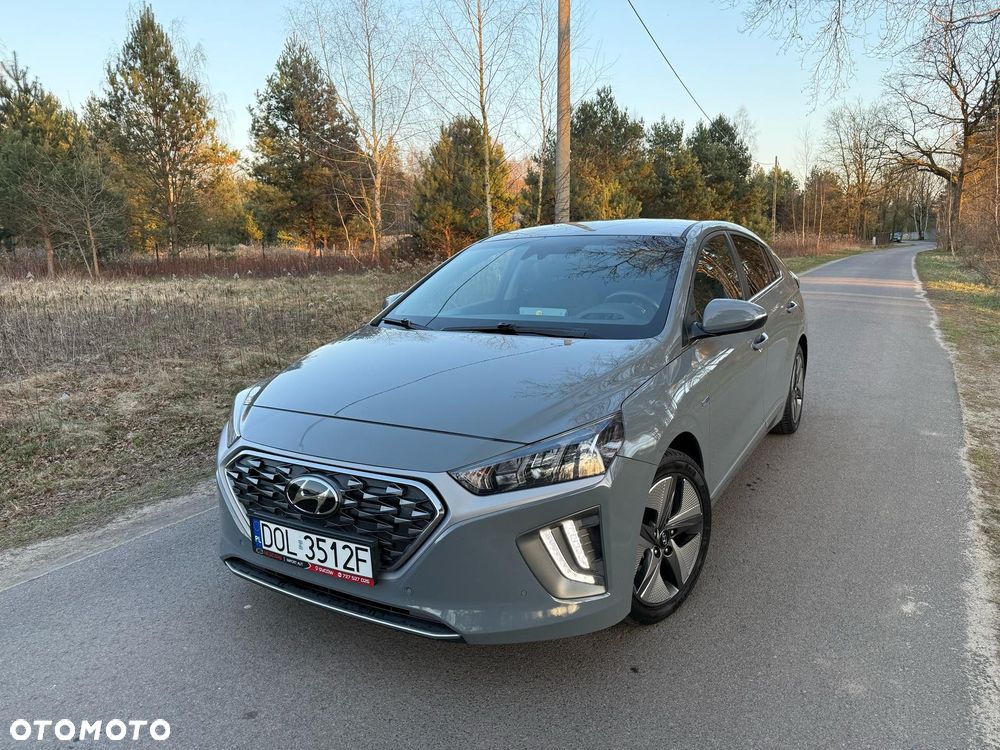 Hyundai IONIQ hybrid Business - 1