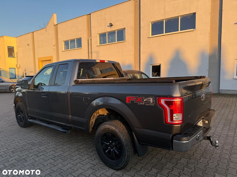 Ford F150 - 8