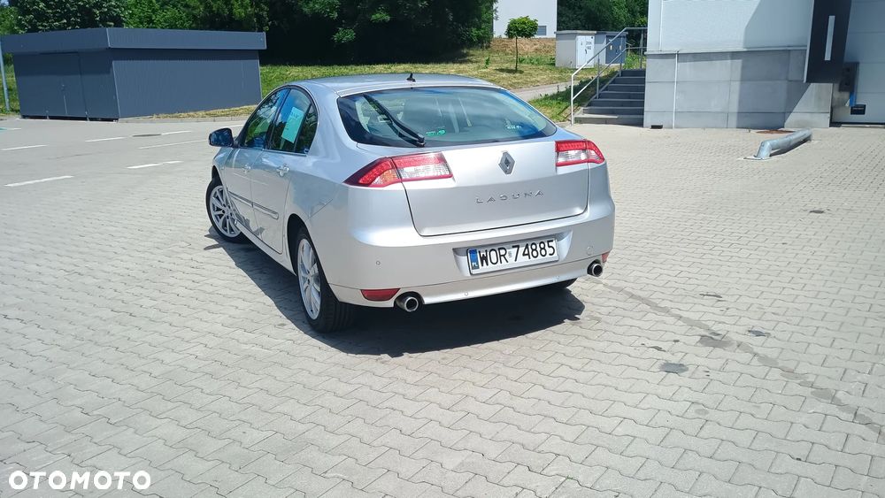 Renault Laguna - 3