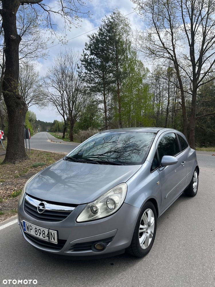 Opel Corsa 1.2 16V Easytronic Cosmo - 1