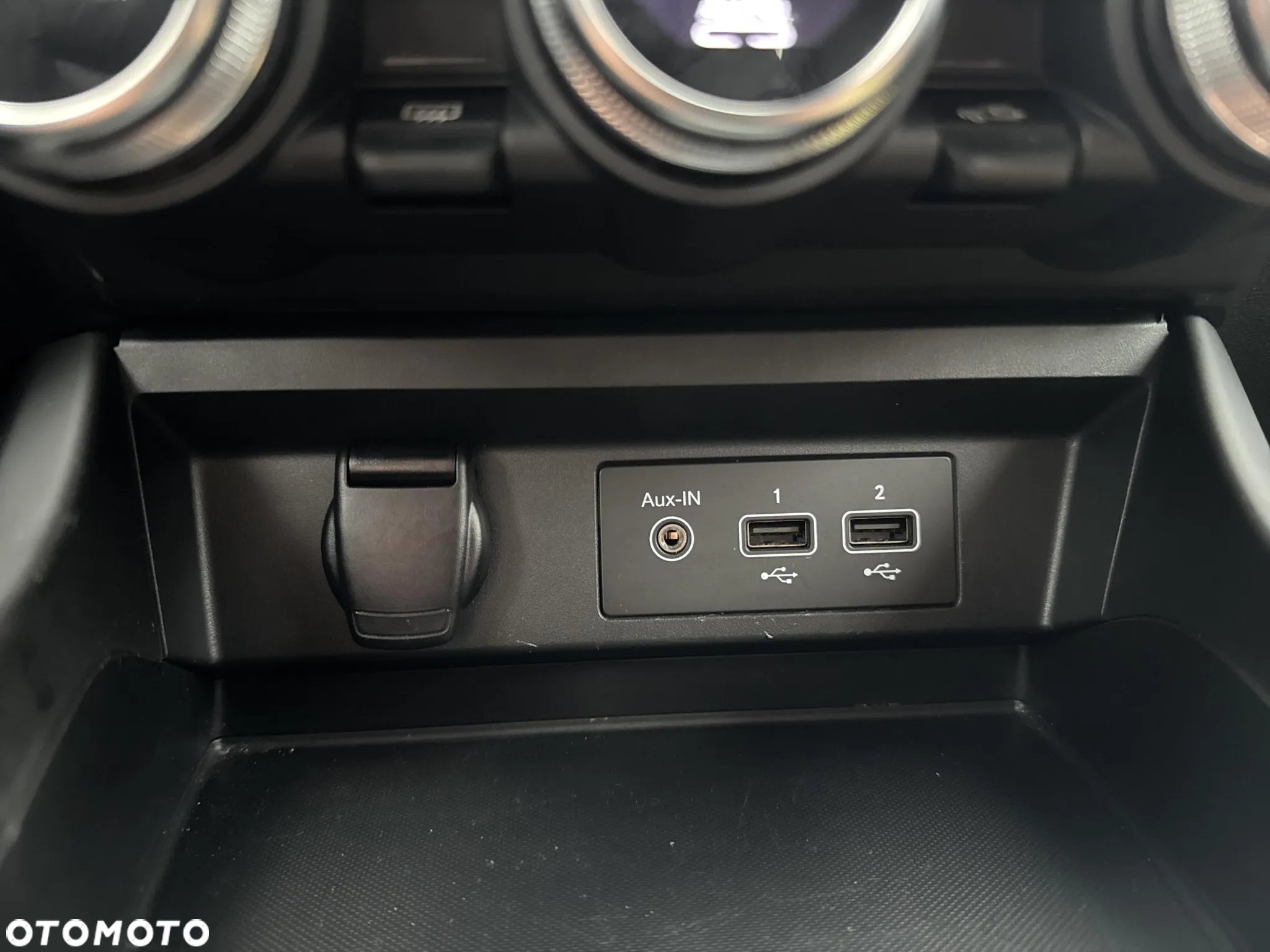 Renault Arkana 1.6 E-TECH Intens MMT - 21