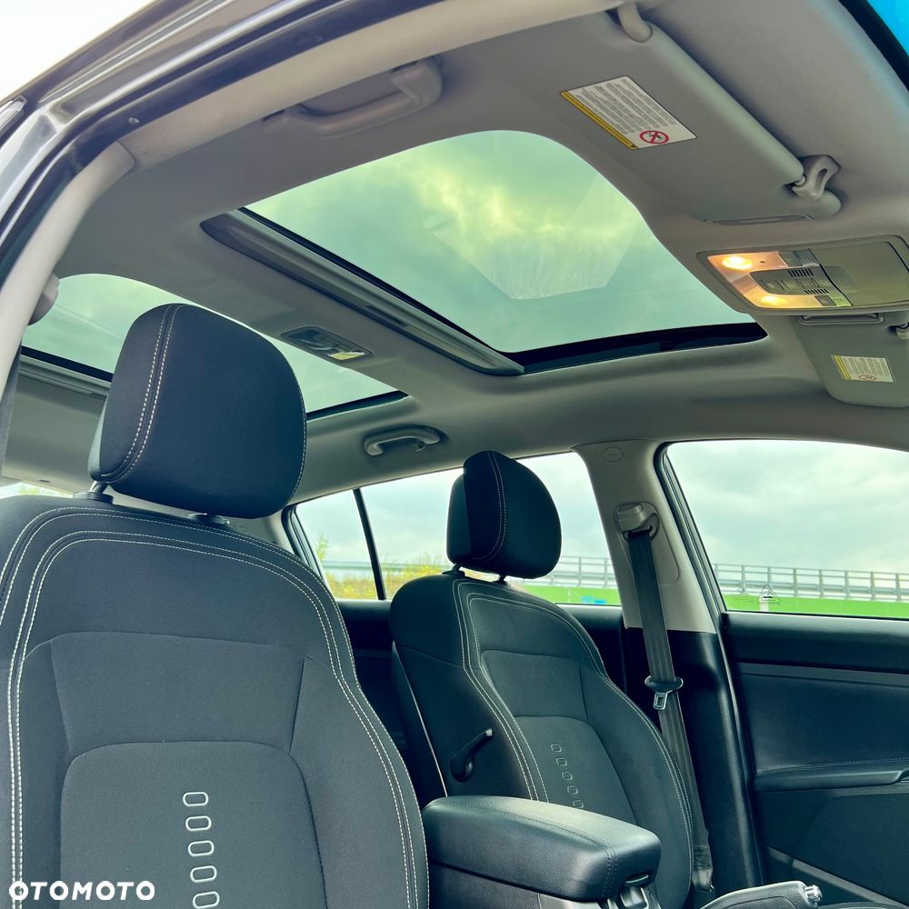 Kia Sportage 2.0 CRDI 2WD Vision - 24