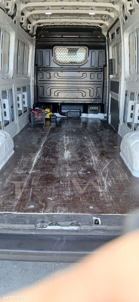 Volkswagen Crafter - 7