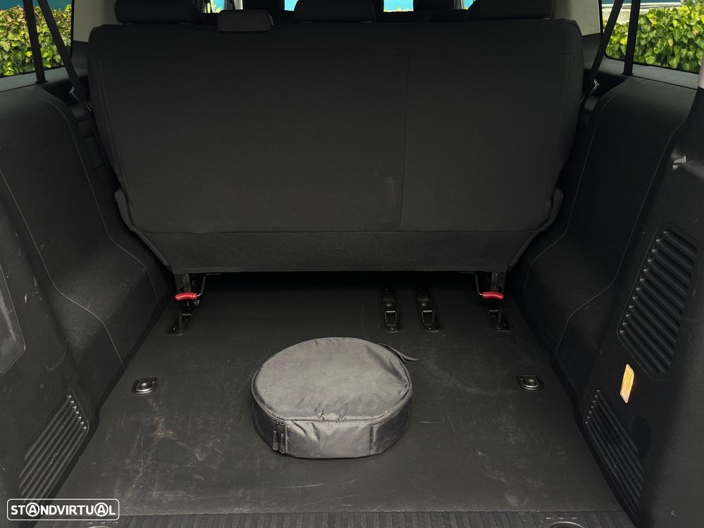 Peugeot e-Expert 75 kWh Semi-Vidrado Premium Long - 25