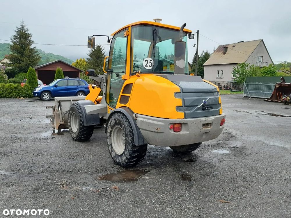 Volvo L25-F, L25F, L25, 2013r. 3999mtg-ładowarka kołowa łyżka szczękowa  i widły. - 13