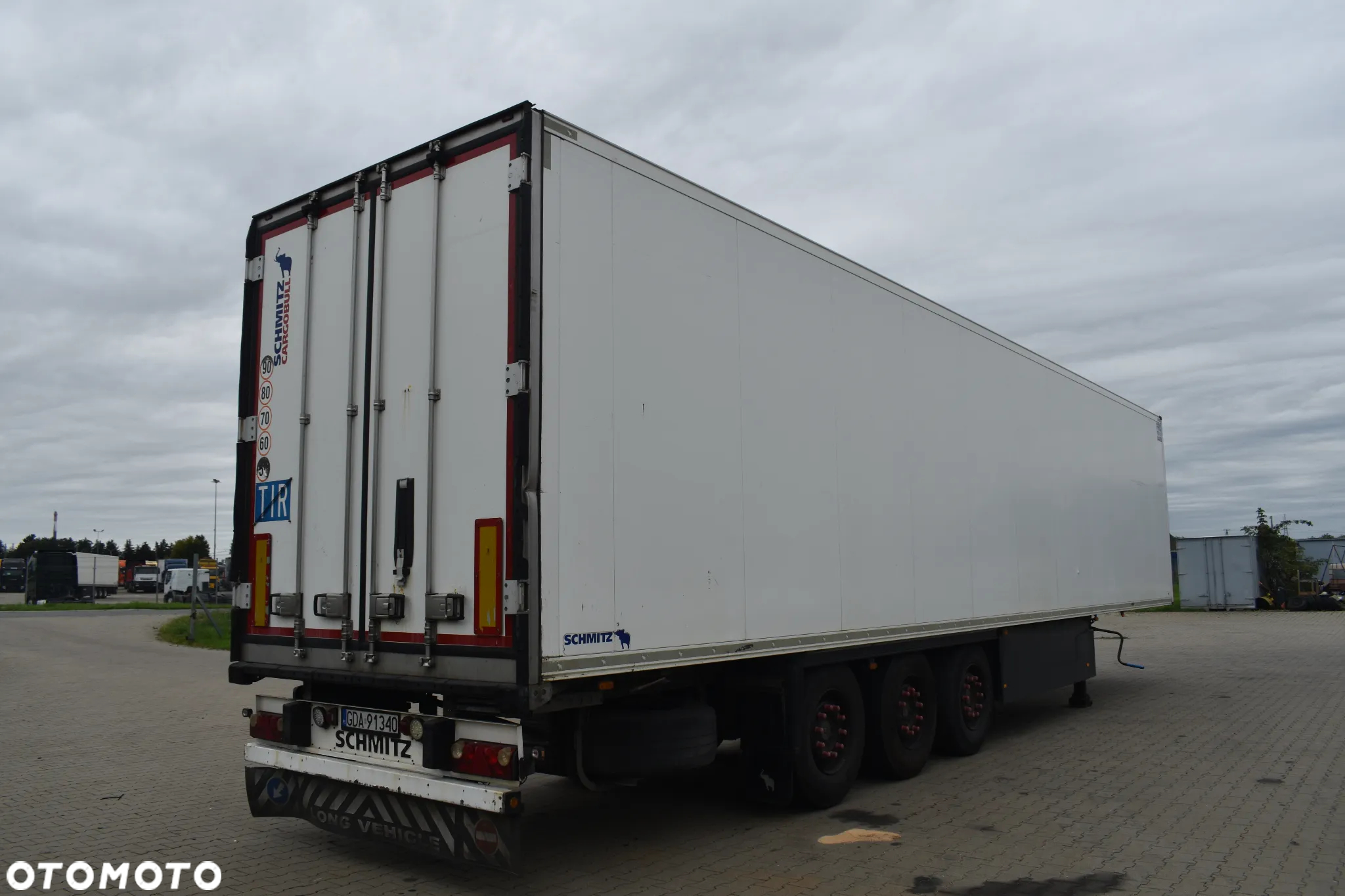 Schmitz Cargobull SKO 24 - 7
