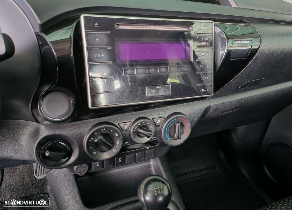 Toyota Hilux - 14