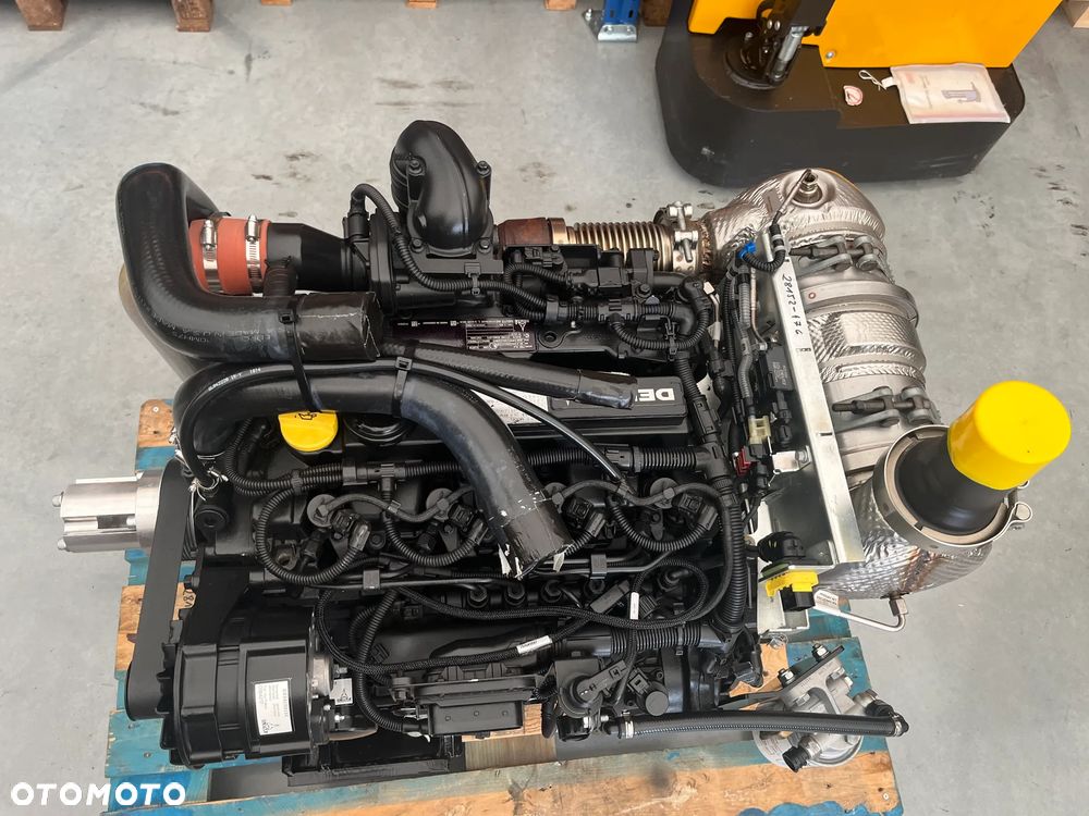 SILNIK DEUTZ TD2.9L4 50KW 2600 RPM 24000NETTO - 8