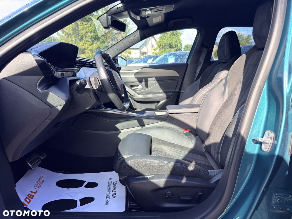 Peugeot 308 BlueHDi 130 EAT8 GT EXCLUSIVE - 15