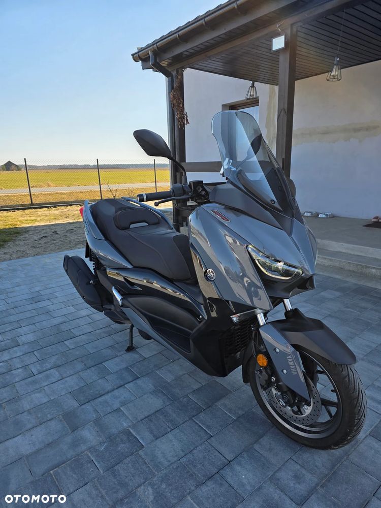 Yamaha X-max - 4